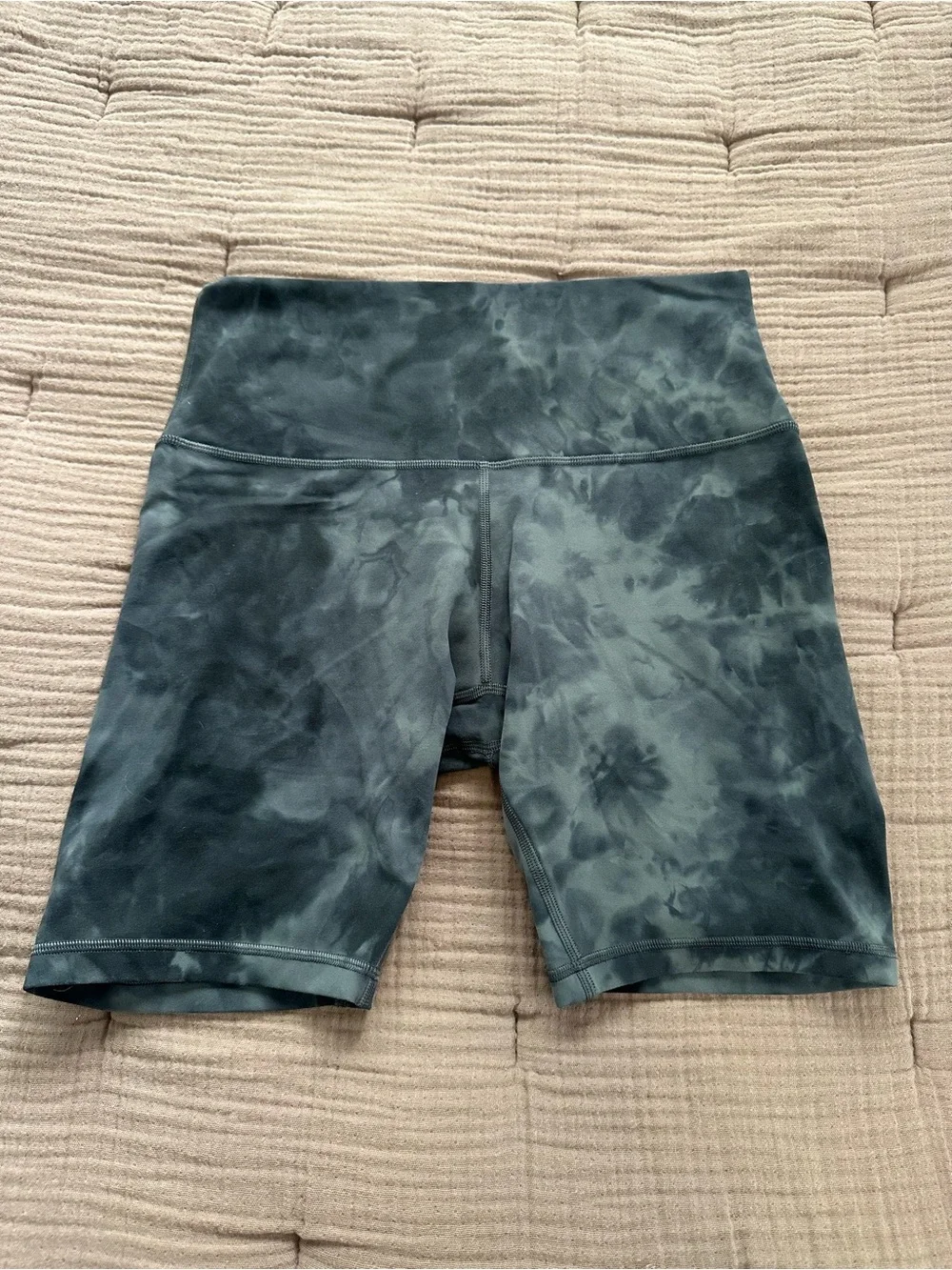 Lululemon Align High Rise 8” Shorts Diamond Dye Graphite Grey Size 8